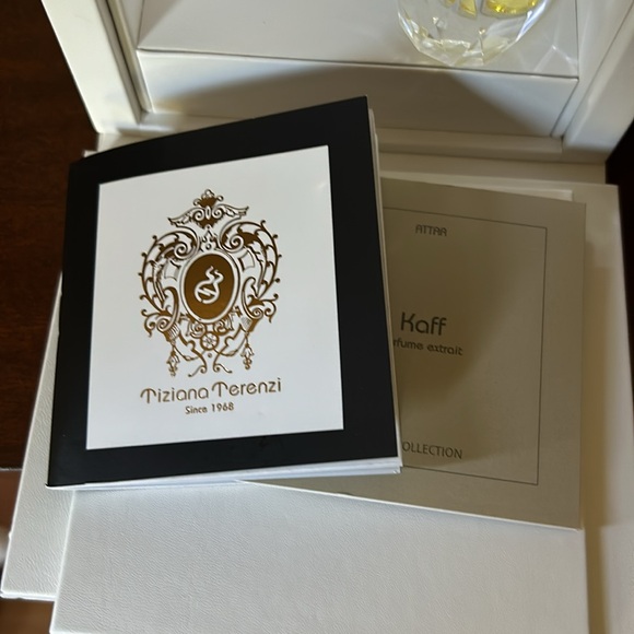 Tiziana Terenzi Kaff Attar
Eau de Parfum - Picture 8 of 12